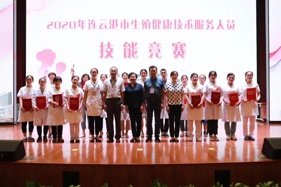1601176427544782.jpg 合影.jpg