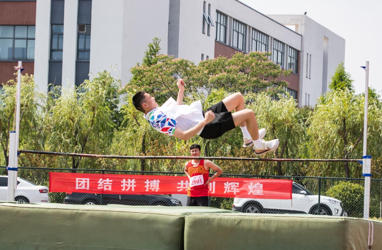 1656491683522740.jpg 运动.jpg