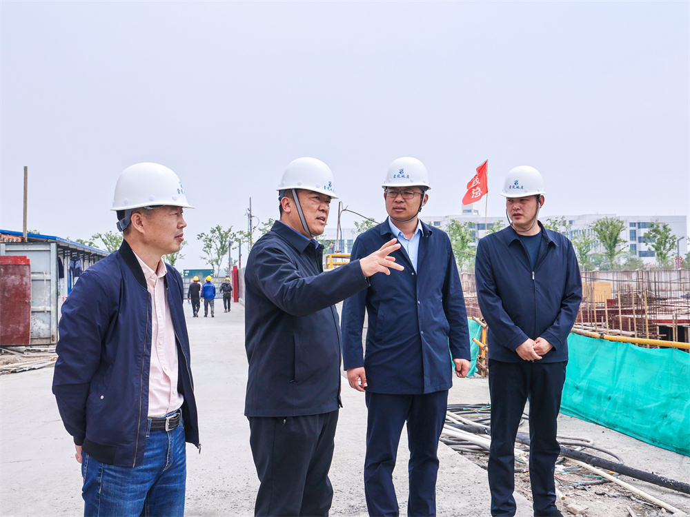 1682667563192651.jpg 20230428 安全生产检查 房产工地(于雷)摄:吴 (3).jpg