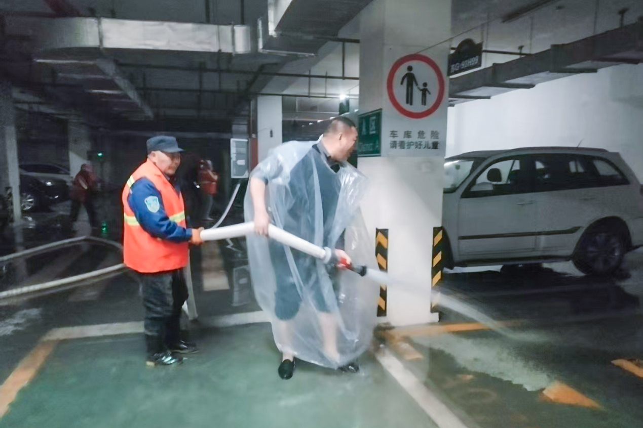 1742947524321299.jpg 20250325 华泰物业:以“焕新”服务提升业主幸福感(2).jpg